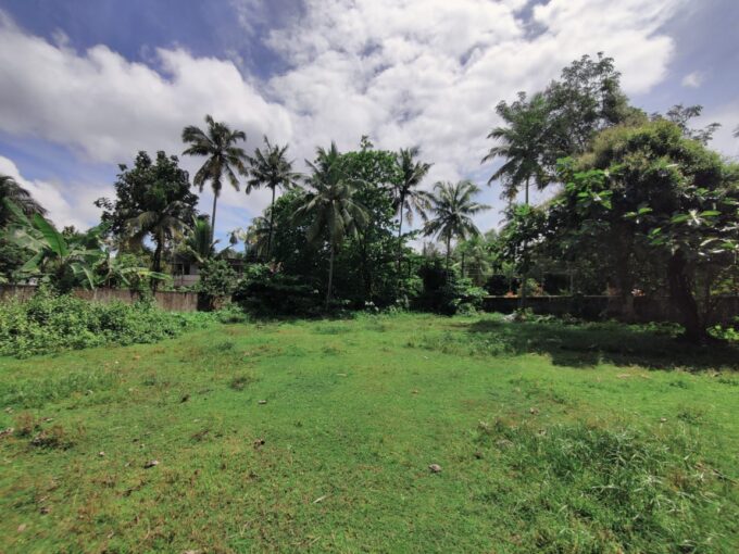 1 acre Land For Sale @ Madavana