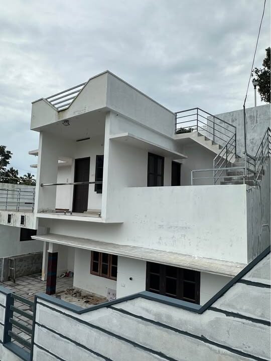 house for sale @ mannanthala 1