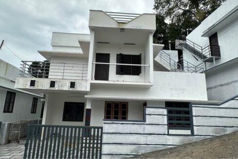 house for sale @ mannanthala 2