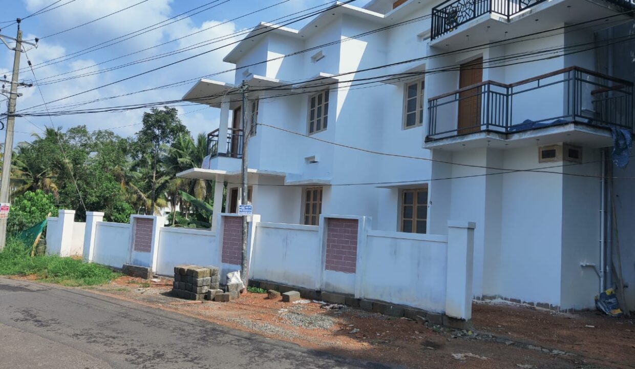 new house ernakulam 4