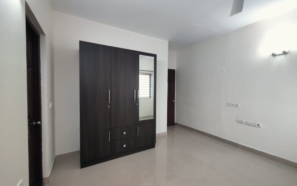 sea view flat 7