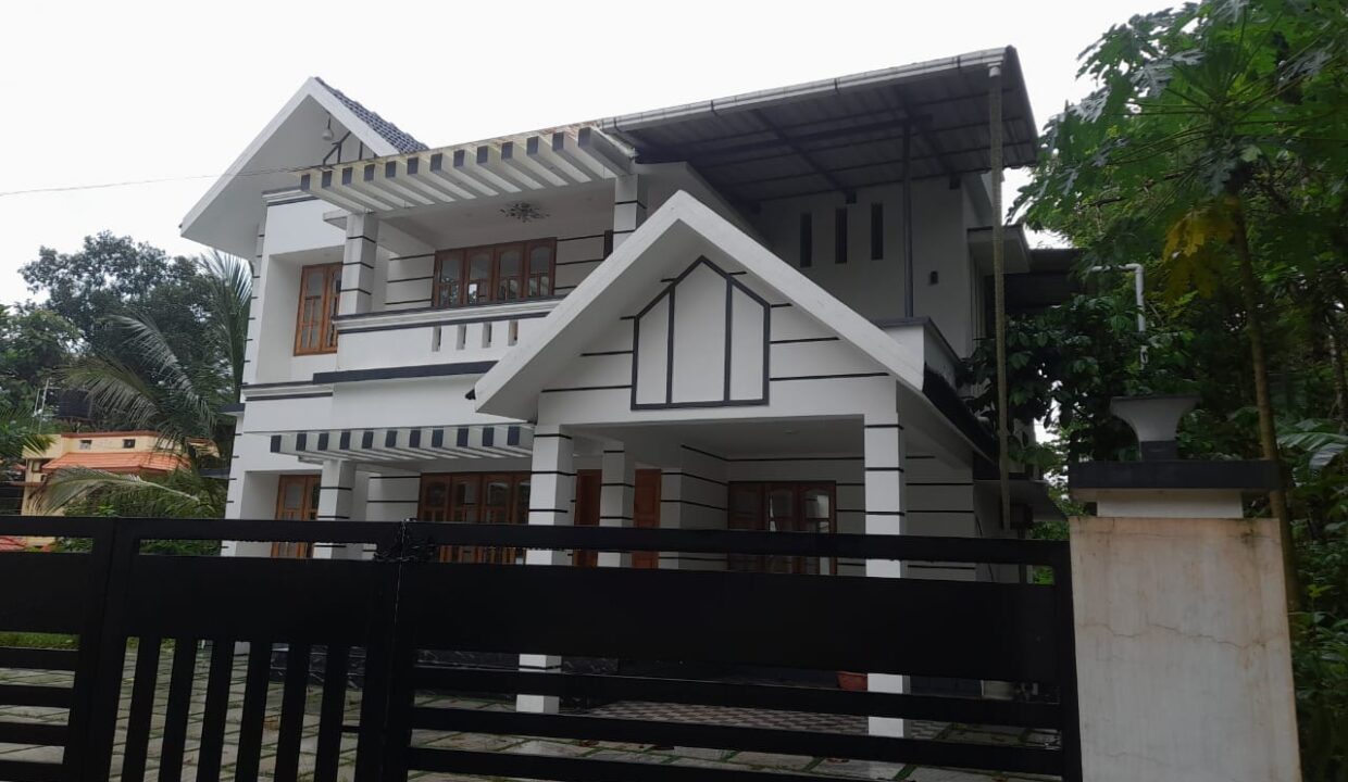 House For Sale @ Moscow Junction 2