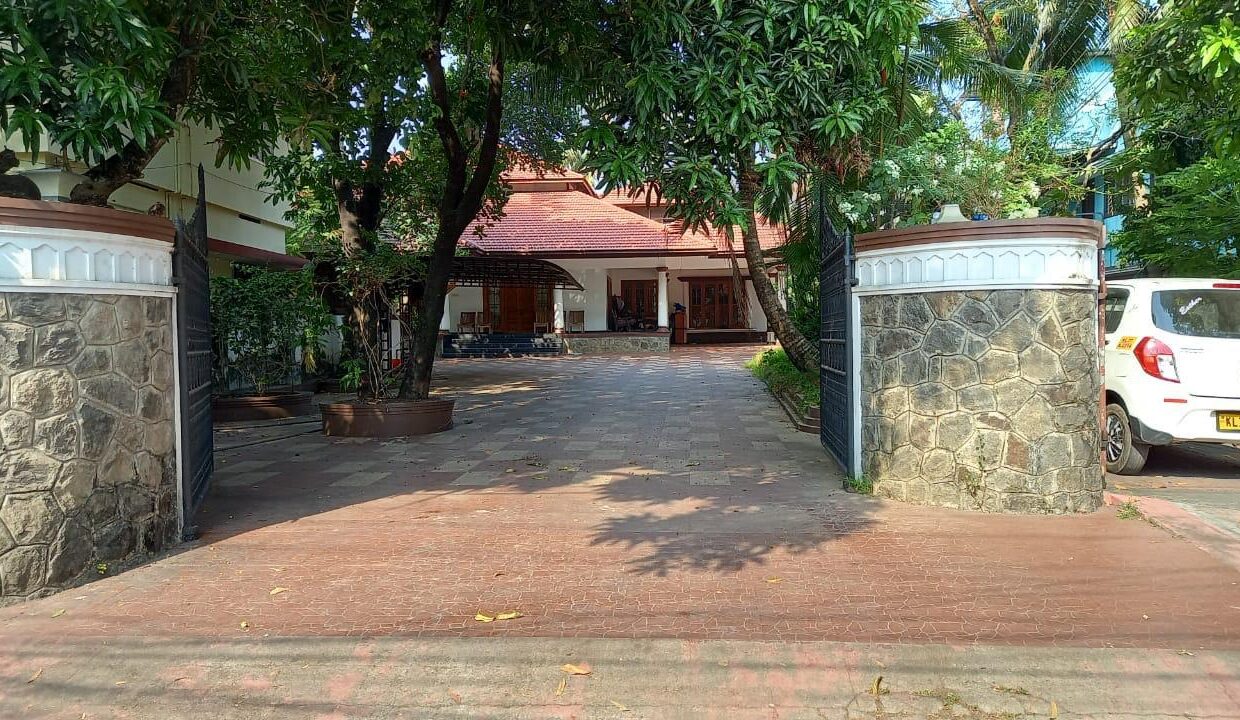 premium house for sale @ vazhakkala kakkanad2