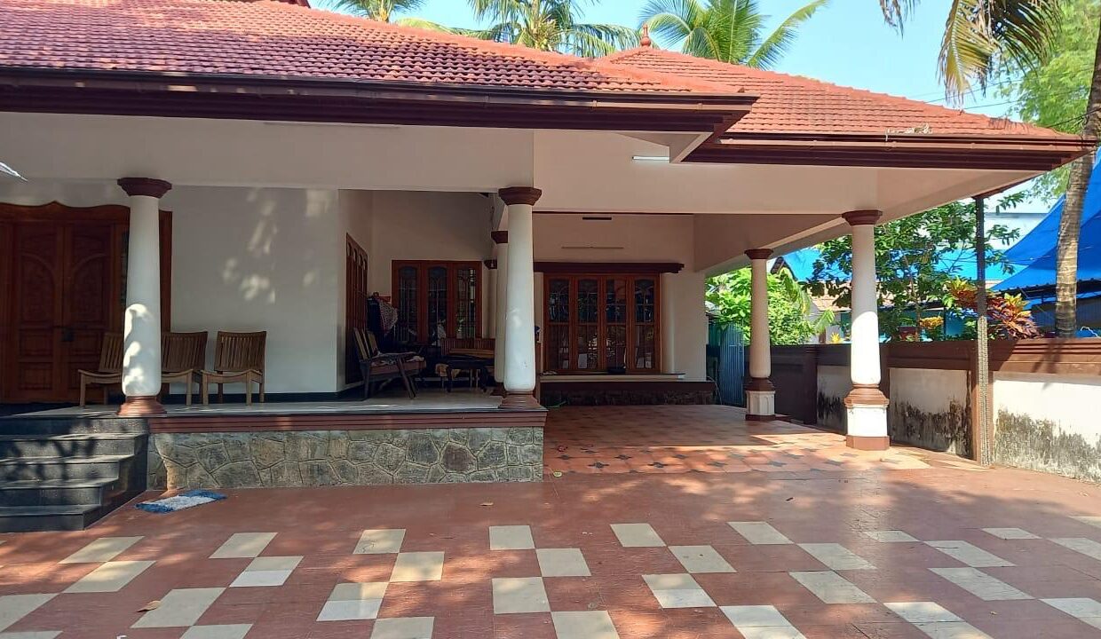 premium house for sale @ vazhakkala kakkanad3