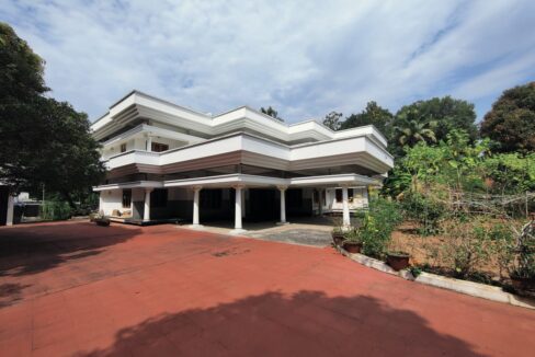 Bungalow for sale @ kakkanad 2