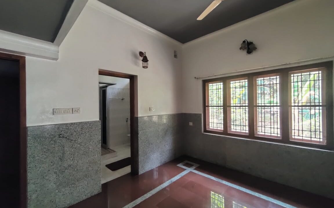 Bungalow for sale @ kakkanad 9