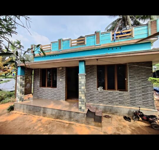 House For Sale-10 Cent @ Ernakulam