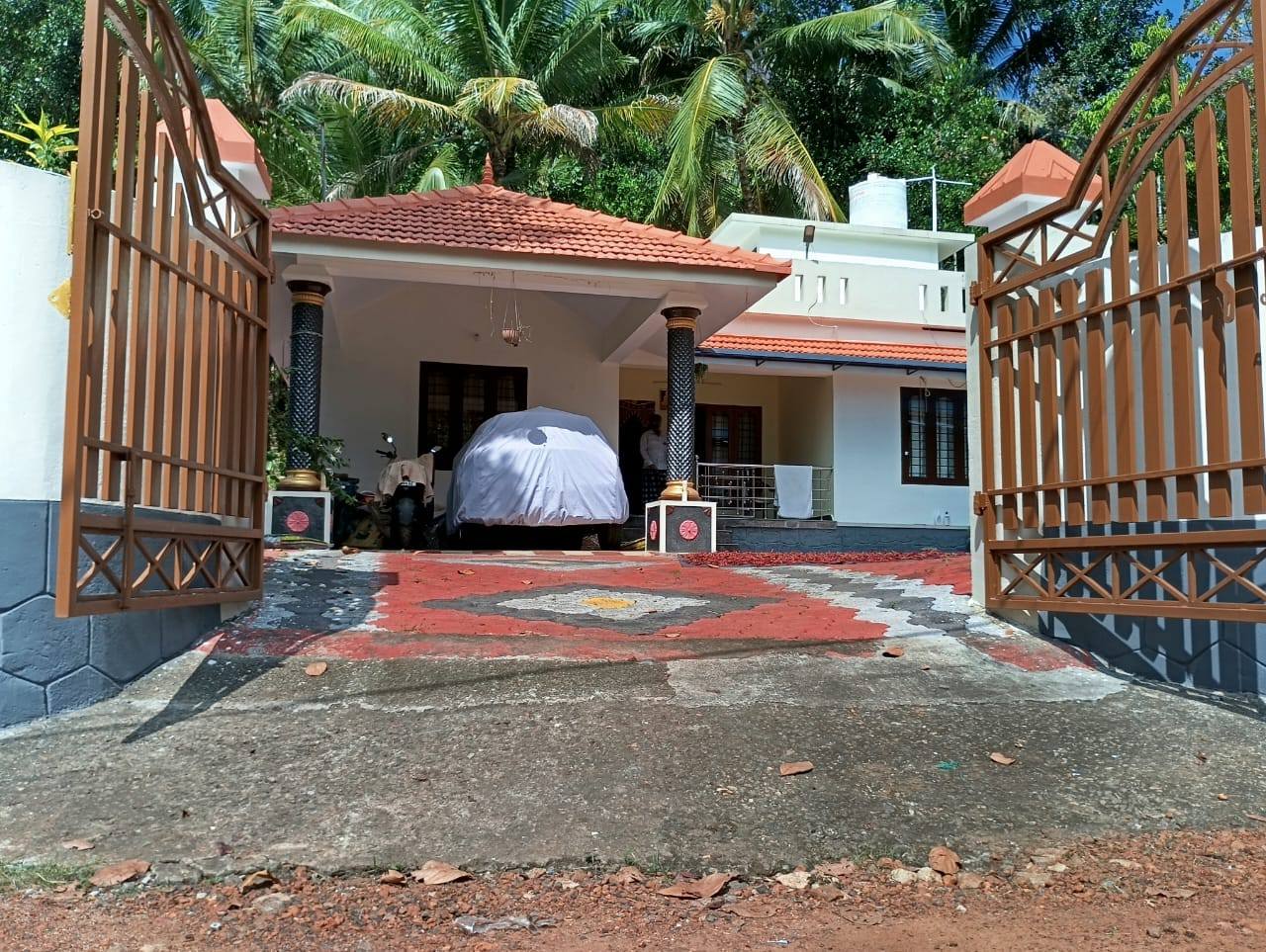 House For Sale -14 Cent @ Thiruvalla