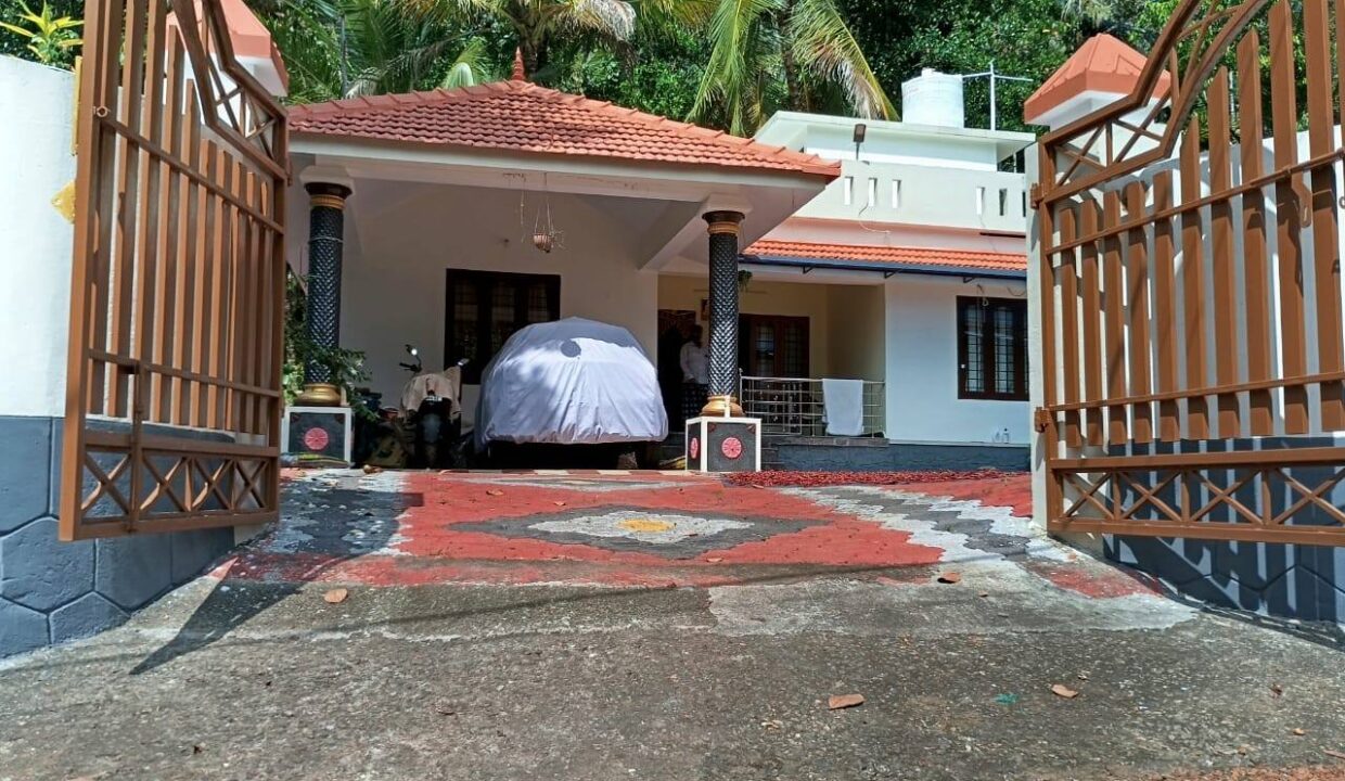 House For Sale @ Thiruvalla