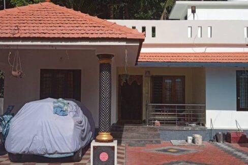 House For Sale @ Thiruvalla 8