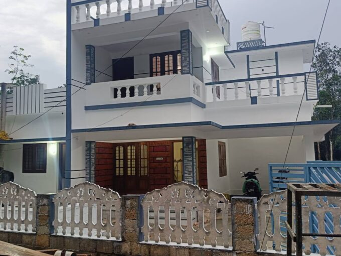 House For Sale -7 Cent @ Pathanamthitta