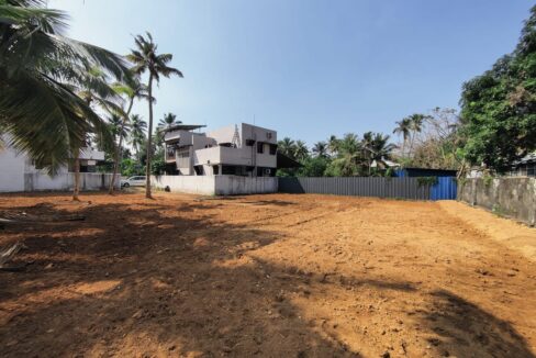 plots for sale @ maradu 4