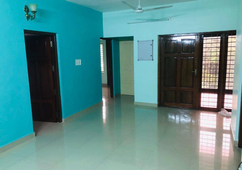 flat for Sale @ melukara kozhencherry 7